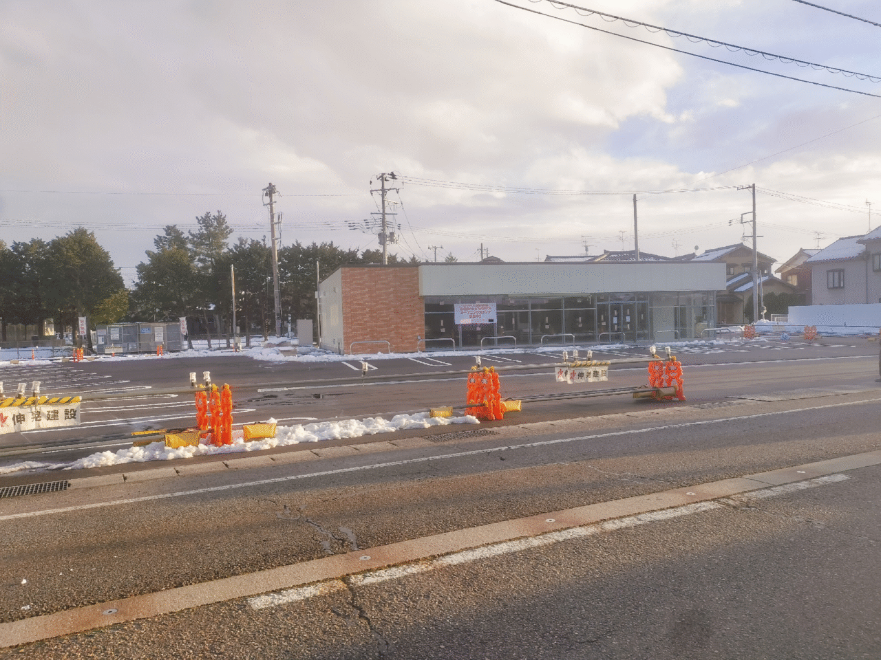 セブンイレブンの駐車場