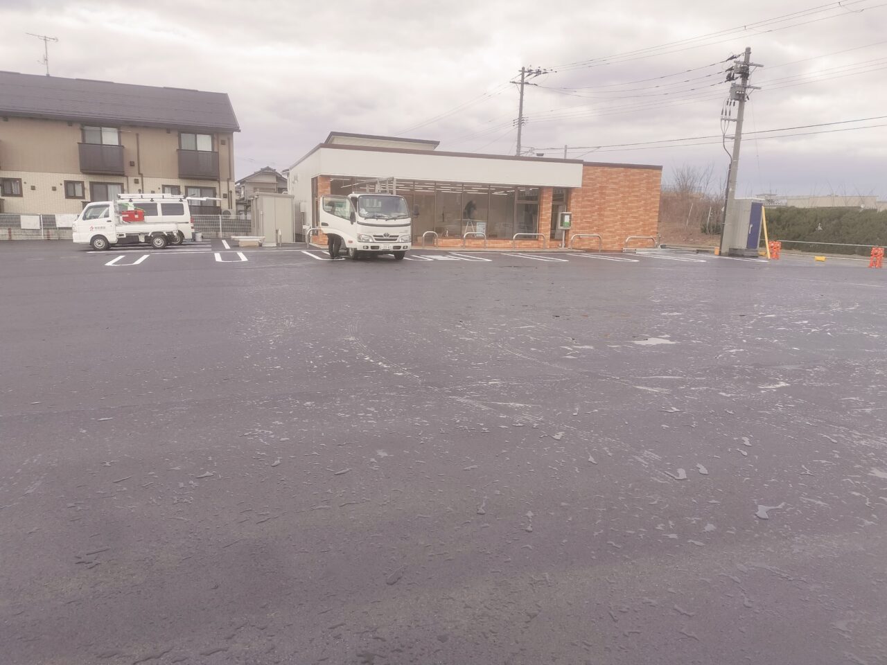 セブンイレブン上新栄町店
工事中