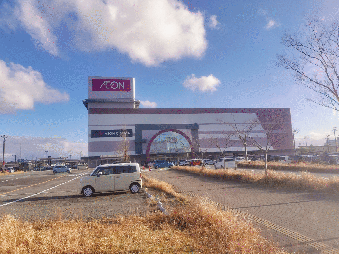 イオン新潟西外観