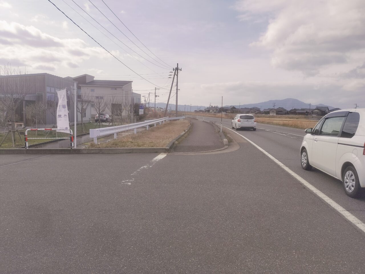 okomestandHACHIHACHI＋店付近