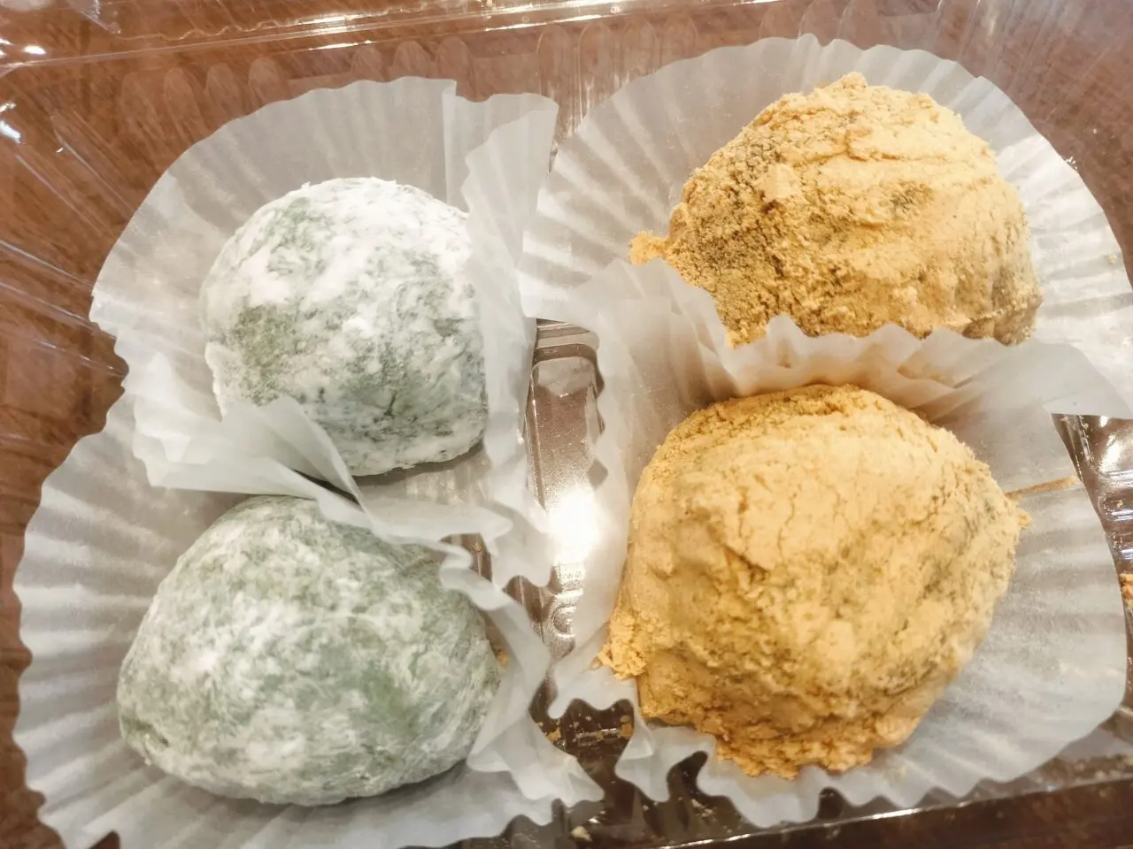 角屋悦堂の草餅とわらび餅